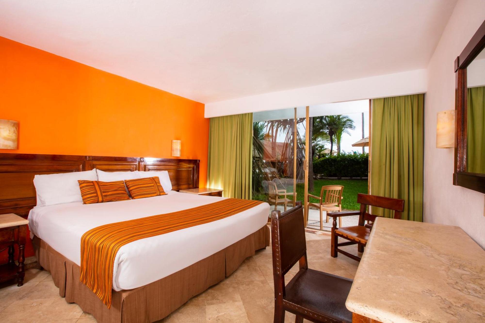 Las Palmas By The Sea All Inclusive ปูแอร์โตบาญาร์ตา ภายนอก รูปภาพ